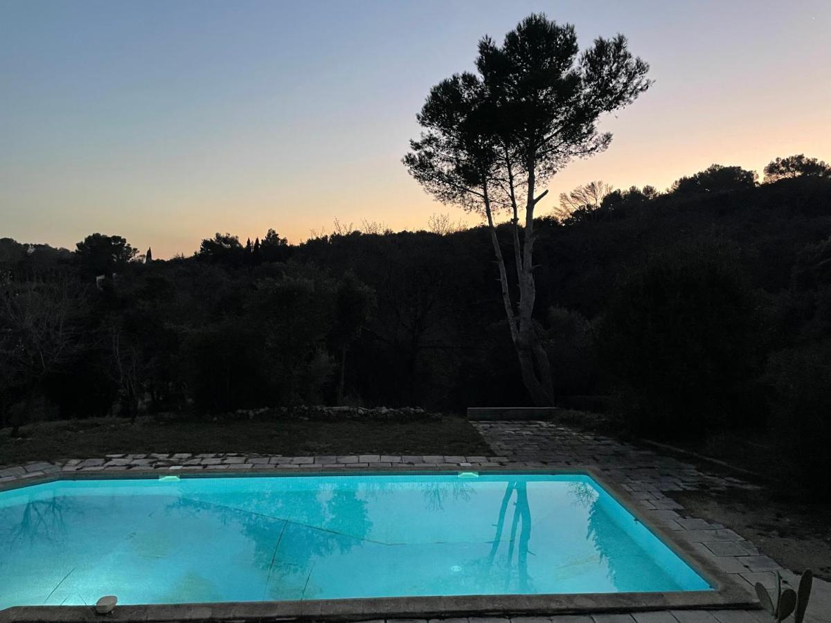 Les Terrasses Des Gardies Bed & Breakfast Pignan Екстериор снимка