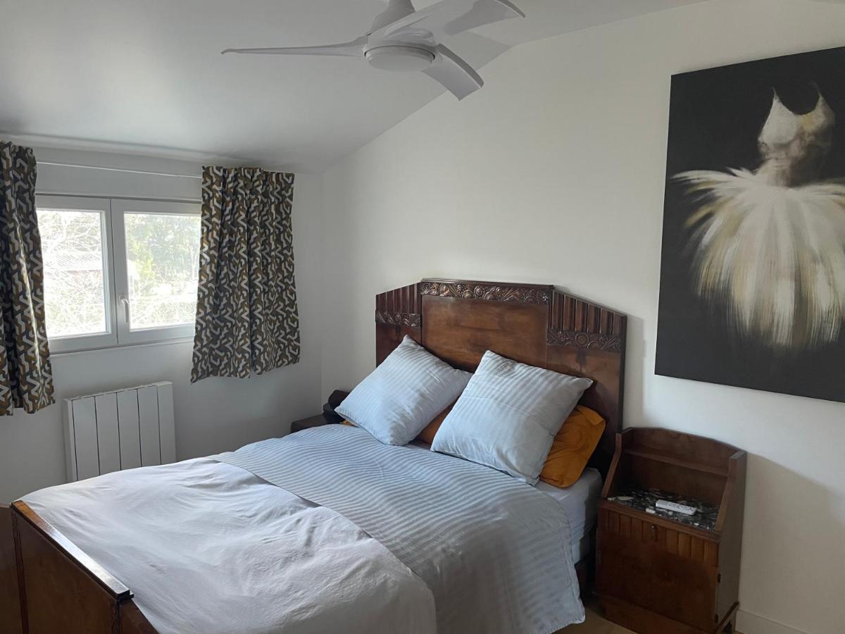 Les Terrasses Des Gardies Bed & Breakfast Pignan Екстериор снимка