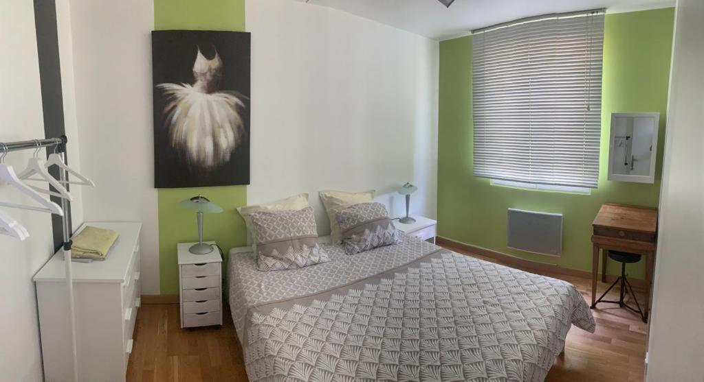 Les Terrasses Des Gardies Bed & Breakfast Pignan Екстериор снимка